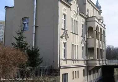 Na Niemcewicza autobusy pojadą objazdem, a cztery przystanki znikną z trasy