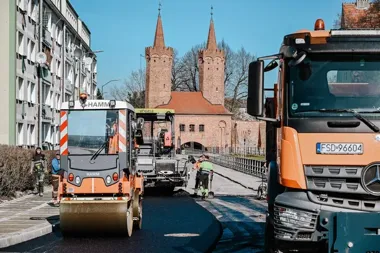 Stare Miasto w remoncie niemal skończone – nowe nawierzchnie, zieleń i ścieżki