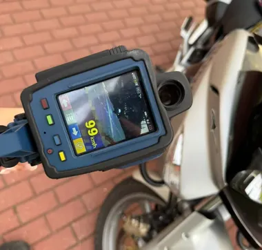 Dzień po zdobyciu prawa jazdy motocyklista wrócił bez uprawnień pod Stargardem